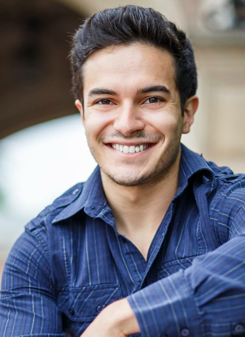 Echevarria-Cooper, Dennis-headshot