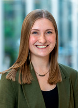 Sim, Maggie-headshot